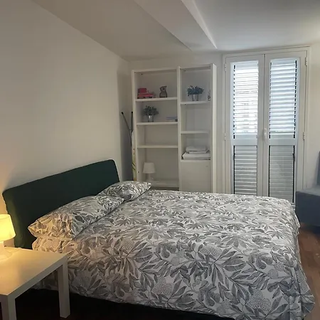 La Casa Di Teseo Cannizzaro