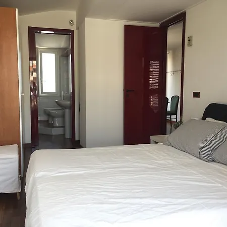 La Casa Di Teseo *